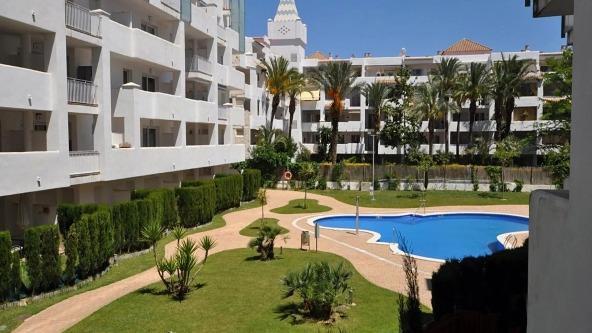 Apartment In Roses With Pool View Ampuriabrava